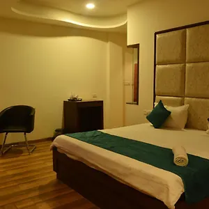 Hotel Red Velvet Suites Delhi Airport New Delhi